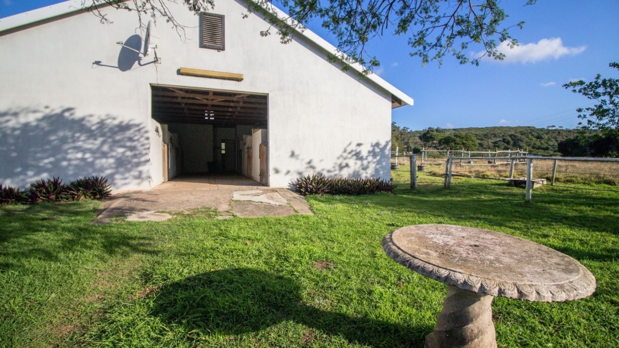 4 Bedroom Property for Sale in Gonubie Eastern Cape